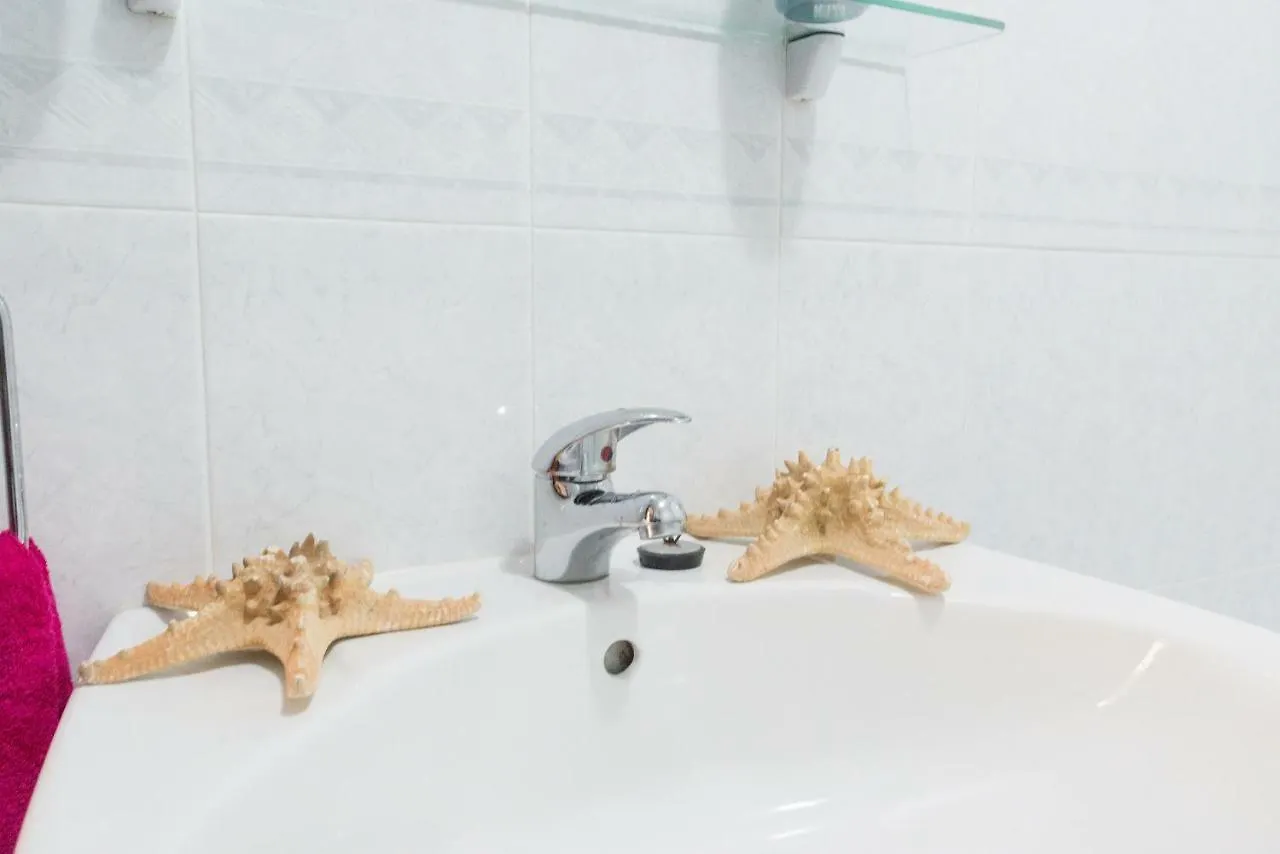 Ambc-Very Quiet Apartment Steps Away From Old Town Malaga