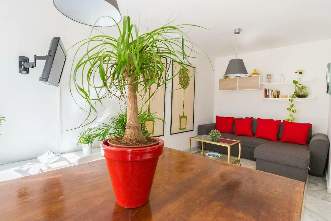 Ambc-Very Quiet Apartment Steps Away From Old Town Malaga